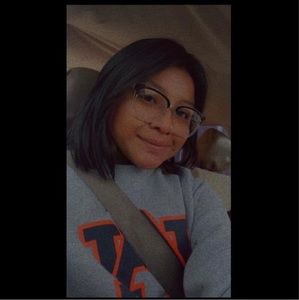 Meet your Posher, Eliza